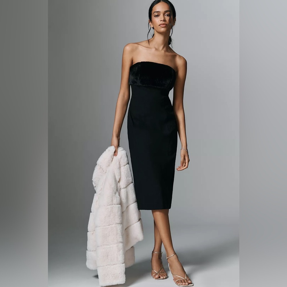 NWT! By Anthropologie Strapless Faux Fur Trim Slim Midi Dress - Size Medium 🏉